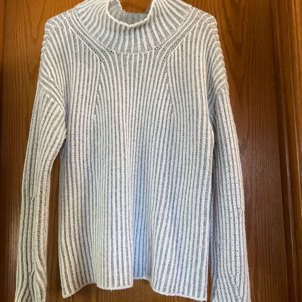 Cozy Gray Ribbed Women's Sweater